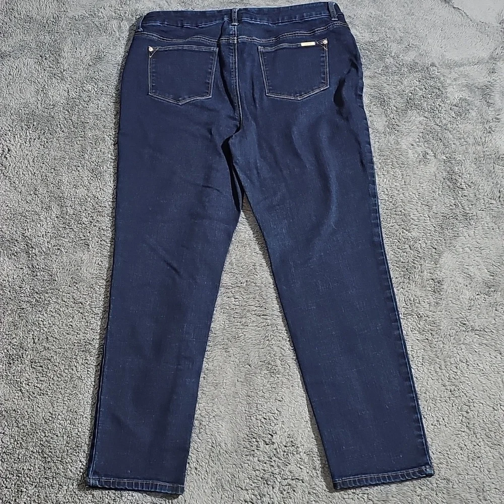Chico's So Slimming Girlfriend Ankle Dark Wash Jean Size 1.5 Medium US Size 10 - Picture 9 of 9
